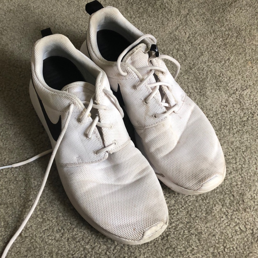 White with black swoosh Nike roshe 1’s